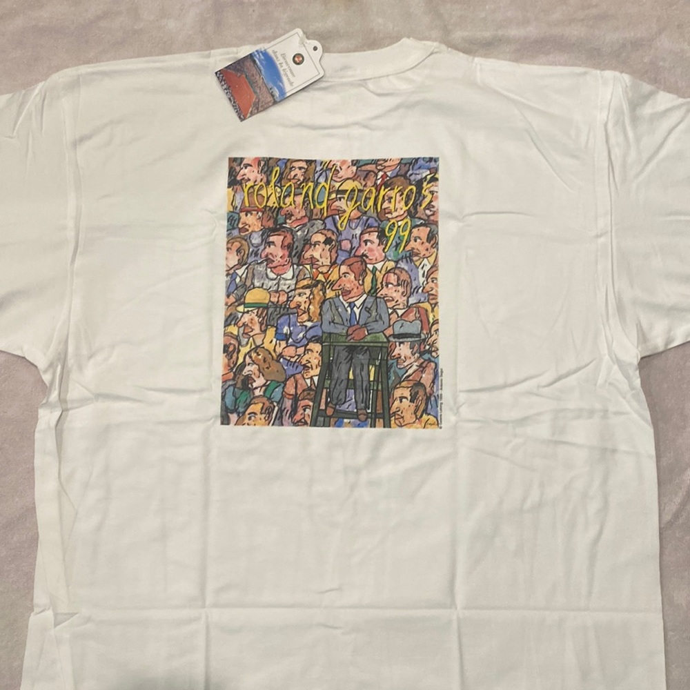 Roland Garros Paris Bienvenue dans la Légende White Short Sleeve Tee w/ back Art
